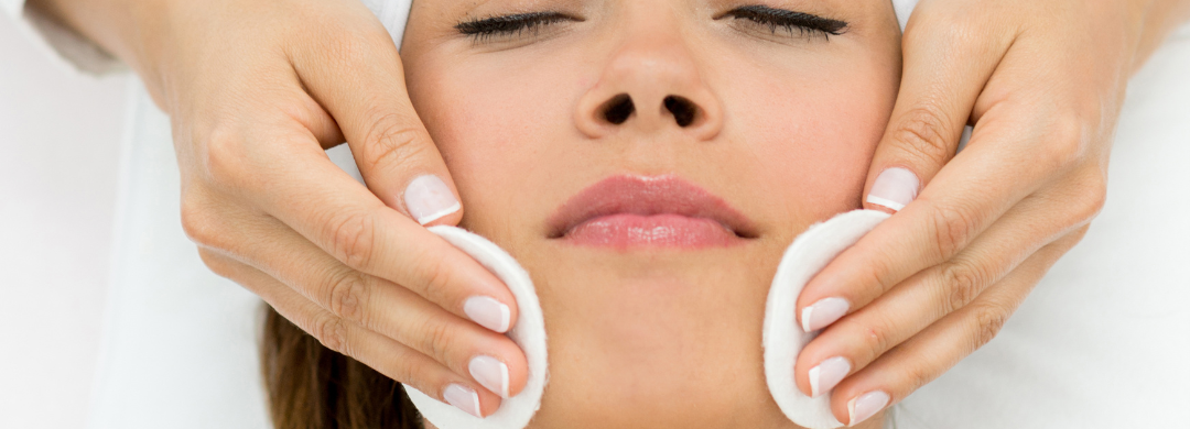 facial w cotton rounds